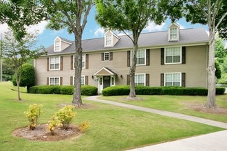 Cumberland Pointe in Smyrna, GA - Foto de edificio - Building Photo