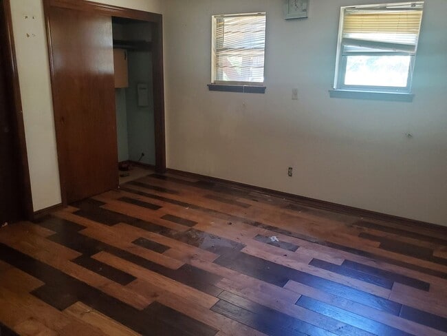 3929 NW 18th St in Oklahoma City, OK - Building Photo - Building Photo