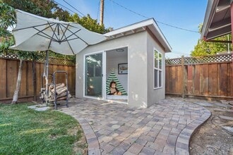 2417 Johnson Pl in Santa Clara, CA - Foto de edificio - Building Photo