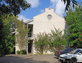 1904 Robbins Pl in Austin, TX - Building Photo - Building Photo