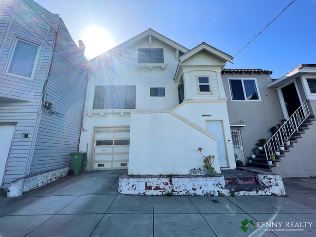 435 Athens St in San Francisco, CA - Building Photo - Building Photo