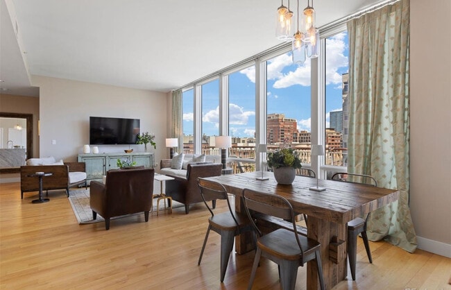 1401 Delgany St, Unit 403 in Denver, CO - Building Photo - Building Photo