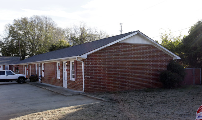 17 Fortner St in Greenville, SC - Foto de edificio - Building Photo