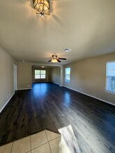 7027 Fisherman Sky in San Antonio, TX - Building Photo - Building Photo