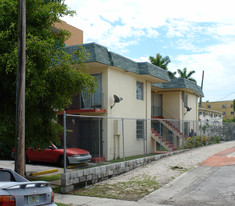 1640 NW 19th Ter Apartments