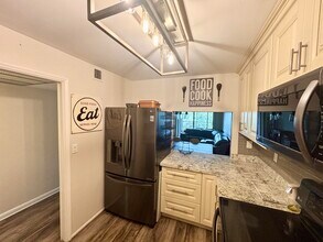 9410 Tangerine Pl in Davie, FL - Building Photo - Building Photo