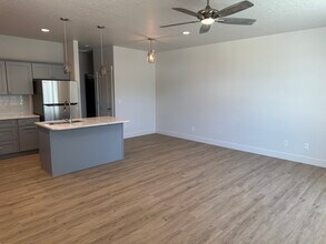 3695 N Maple Grove Rd in Boise, ID - Building Photo - Building Photo