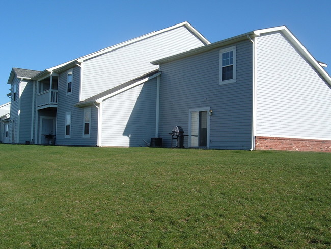 Mill Creek Apartments in Lafayette, IN - Foto de edificio - Building Photo