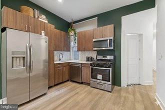 2146 N Van Pelt St, Unit 1 in Philadelphia, PA - Building Photo - Building Photo