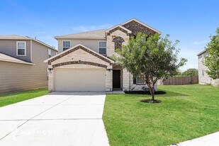 11938 Silent Cyn, Unit 1 in San Antonio, TX - Building Photo