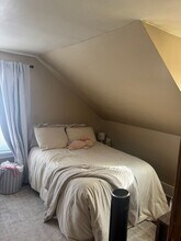 2509 Iowa St in Cedar Falls, IA - Building Photo - Building Photo