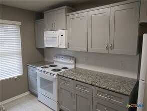 2503 Bermuda Dr in Killeen, TX - Foto de edificio - Building Photo