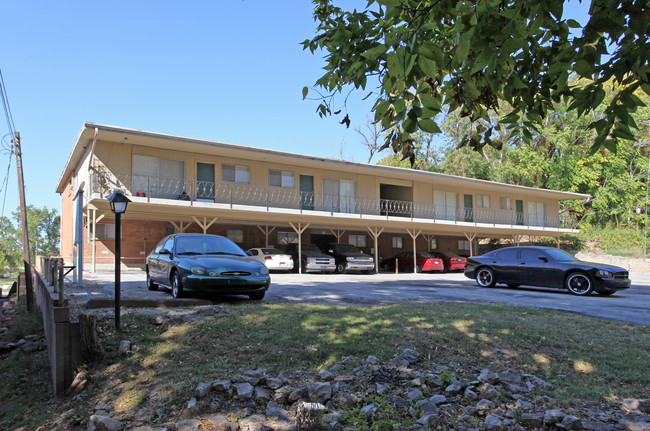 Riviera Apartments in Tulsa, OK - Building Photo - Building Photo