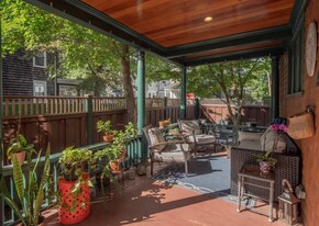 17 Lincoln St in Newport, RI - Building Photo