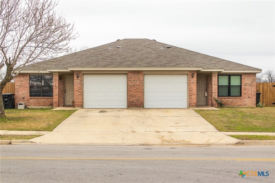 3313 Florence Rd, Unit B in Killeen, TX - Building Photo