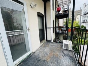 25-38-38 22nd St in Queens, NY - Building Photo - Building Photo