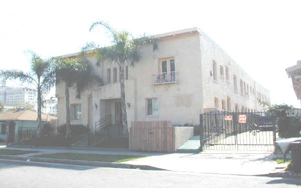 2516 Kent St in Los Angeles, CA - Foto de edificio - Building Photo