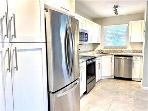 2121 N Ocean Blvd in Fort Lauderdale, FL - Building Photo - Building Photo