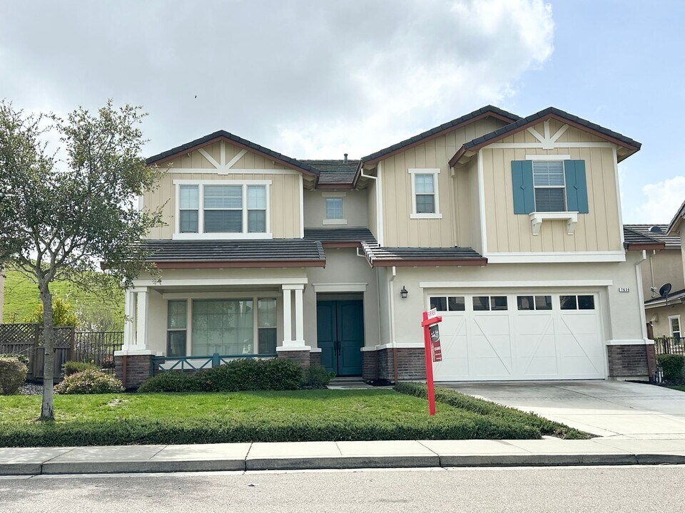 7639 Ridgeline Dr in Dublin, CA - Building Photo