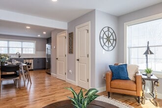 Estates at Langley Cove in Laconia, NH - Building Photo - Building Photo