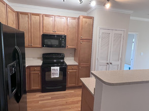 1241 Strassner Dr-Unit -1405 in Brentwood, MO - Building Photo - Building Photo