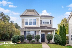 7523 Coastal Way in Huntersville, NC - Building Photo