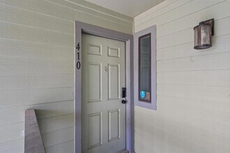 4500 E Oltorf St in Austin, TX - Foto de edificio - Building Photo