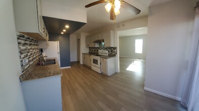 1310 Firefly Cir in Colorado Springs, CO - Building Photo - Building Photo