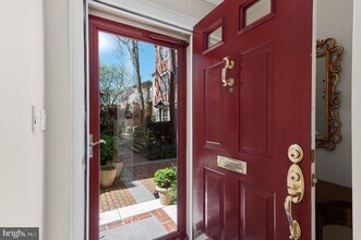 4346 Westover Pl NW in Washington, DC - Building Photo - Building Photo