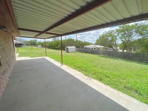 1014 Cherokee Trail in Kempner, TX - Building Photo - Building Photo