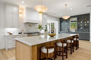 12515 Planters Glen Dr in Dallas, TX - Building Photo