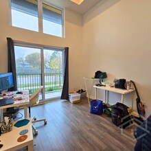 101 Golden Eagle Rd in Waterloo, ON - Building Photo - Building Photo