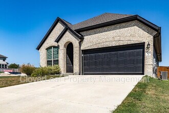 305 Foxtail Wds in Cibolo, TX - Building Photo - Building Photo