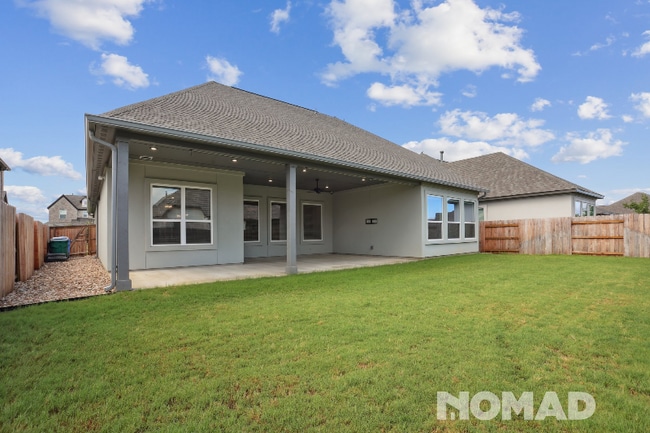 17312 Autumn Falls Dr in Manor, TX - Foto de edificio - Building Photo