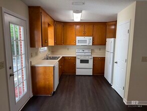 28712 Canal Rd in Orange Beach, AL - Building Photo - Building Photo