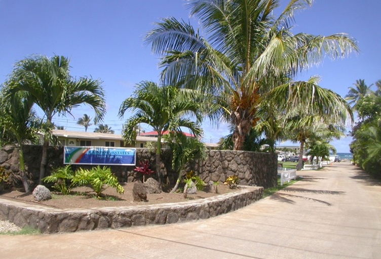 Rainbow Estates in Hauula, HI - Building Photo