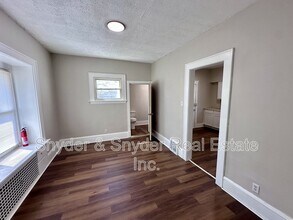 484 Homer Ave in Akron, OH - Building Photo - Building Photo