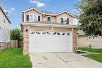 2623 Skyview Glen Ct, Unit 1005 in Houston, TX - Building Photo - Building Photo