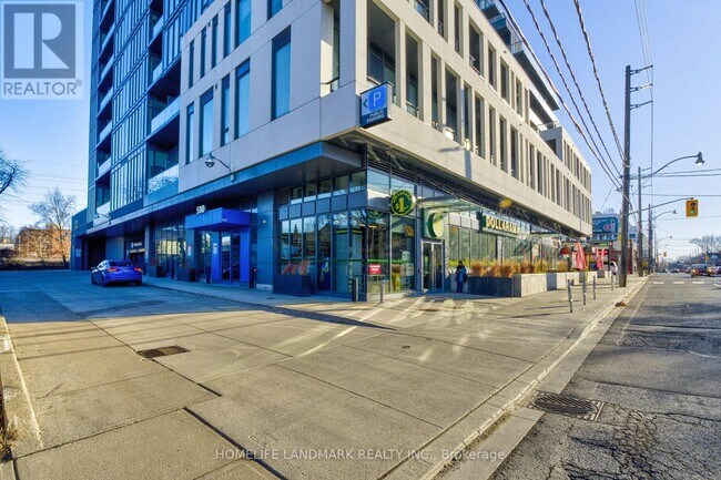 500 Dupont St in Toronto, ON - Building Photo - Building Photo