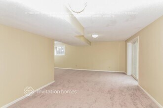 2601 E 121st St in Burnsville, MN - Building Photo - Building Photo