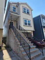 452 Fulton St in Elizabeth, NJ - Building Photo