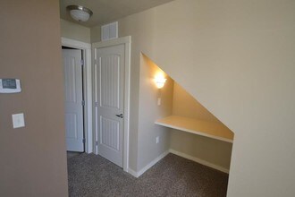8880 W Shellie Ln-Unit -103 in Boise, ID - Building Photo - Building Photo