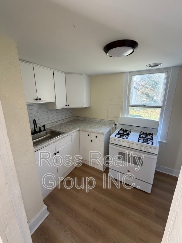 property at 1116 N Ontario St