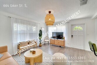 664 Gray St S in St. Petersburg, FL - Building Photo - Building Photo