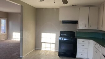 30 N Pico St in Planada, CA - Building Photo - Building Photo