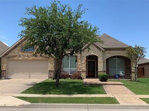 2621 Cedar Falls Dr in Little Elm, TX - Foto de edificio - Building Photo