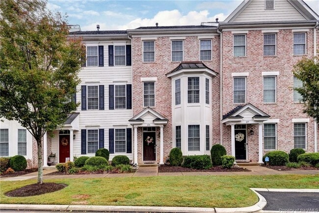 105 Laydon Way in Yorktown, VA - Foto de edificio - Building Photo