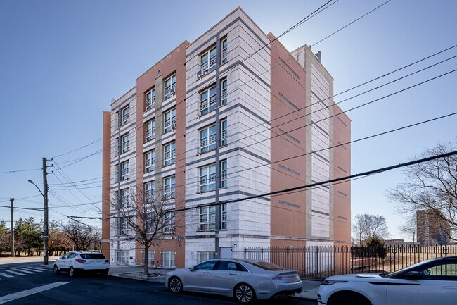 Belmont Gardens in Brooklyn, NY - Building Photo - Building Photo