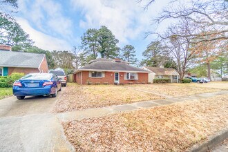 209 W Bayview Blvd in Norfolk, VA - Building Photo - Building Photo