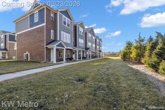 5931 Stella Dr in Troy, MI - Foto de edificio - Building Photo